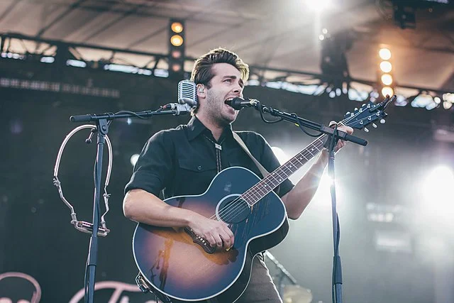 Meet Me in the Woods performing Meet Me in the Woods